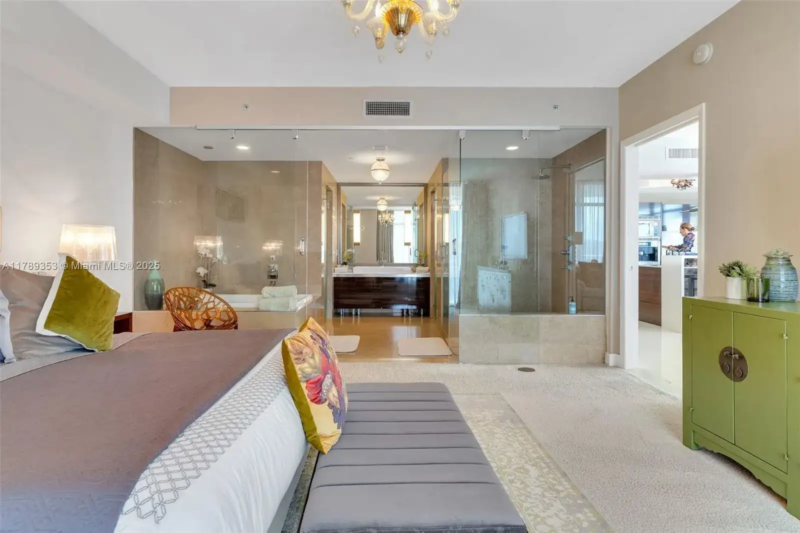 3737 Collins Ave # 403, Miami Beach FL 33140 photo 5