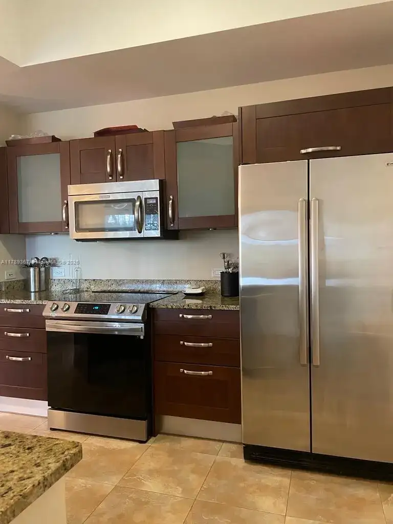 20000 E Country Club Dr # 405, Aventura FL 33180 photo 4