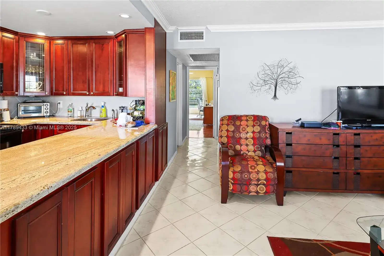 456 E Grantham  E # 456, Deerfield Beach FL 33442 photo 3