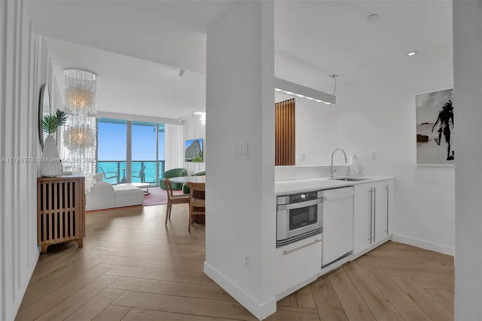 2201 Collins Ave # 1215, Miami Beach FL 33139 photo 3