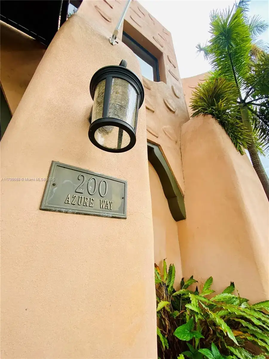 200 Azure Way, Miami Springs FL 33166 photo 3
