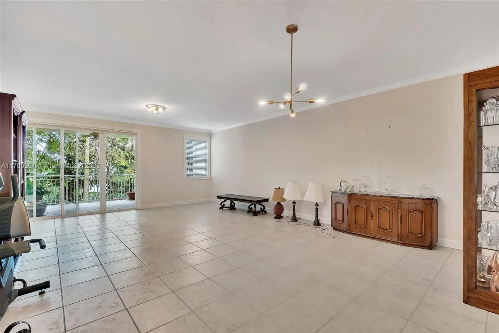 7540 SW 102nd St # 208, Pinecrest FL 33156 photo 2
