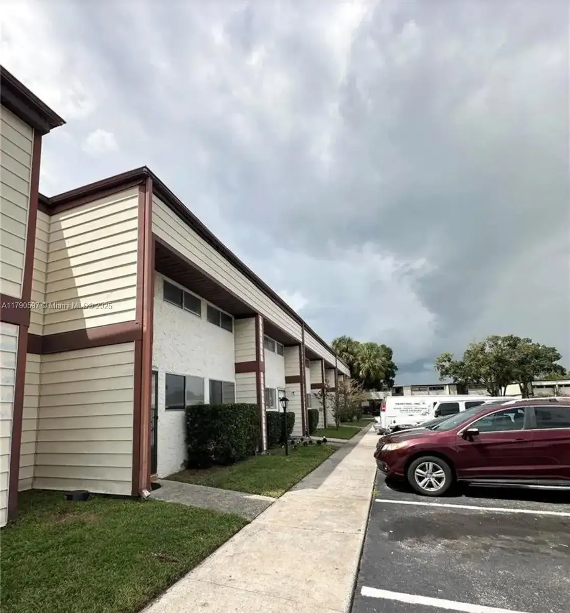 4002 Dolomite # A, Orlando FL 32839 photo 3