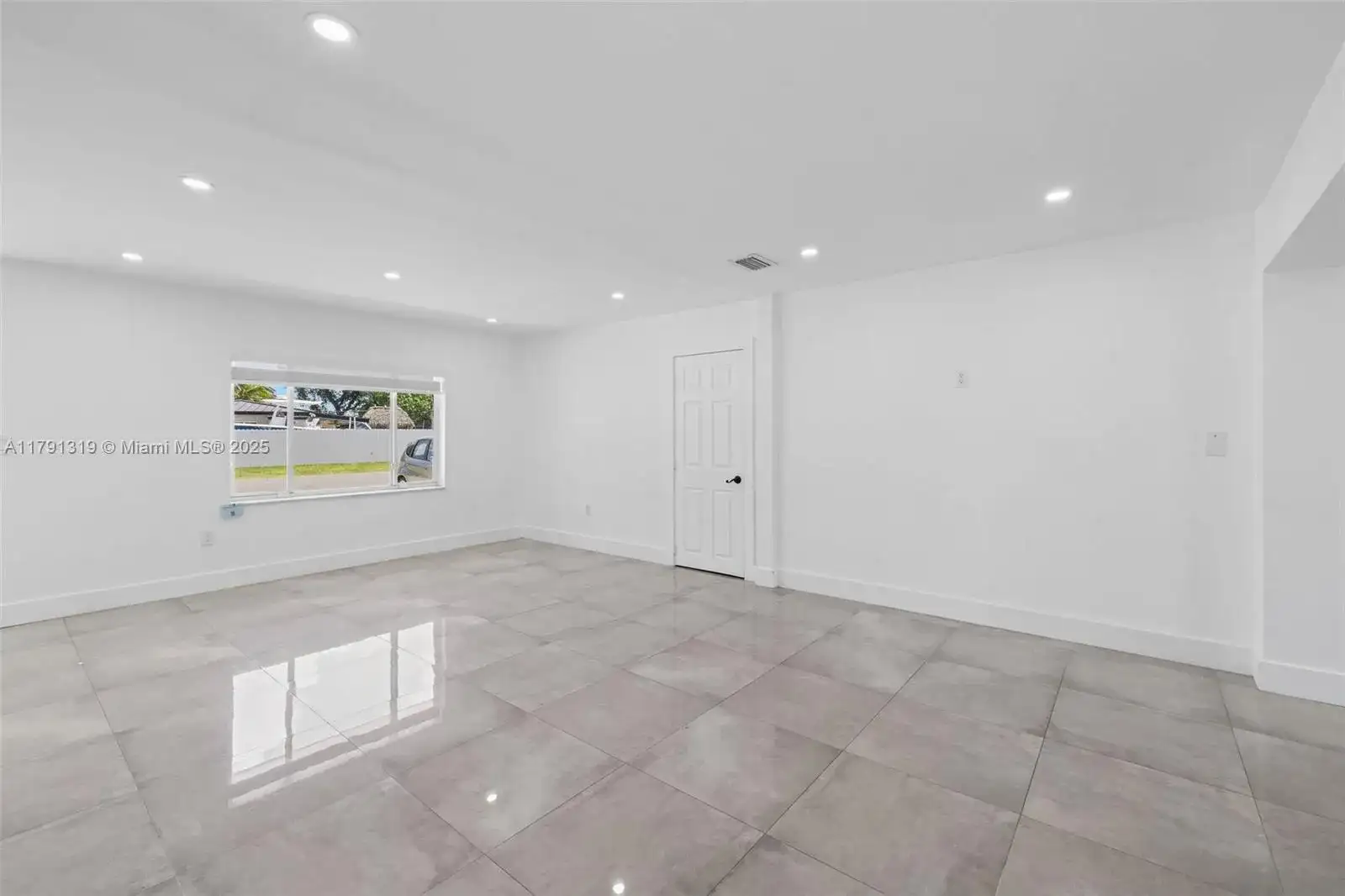 6511 SW 31st St, Miramar FL 33023 photo 4