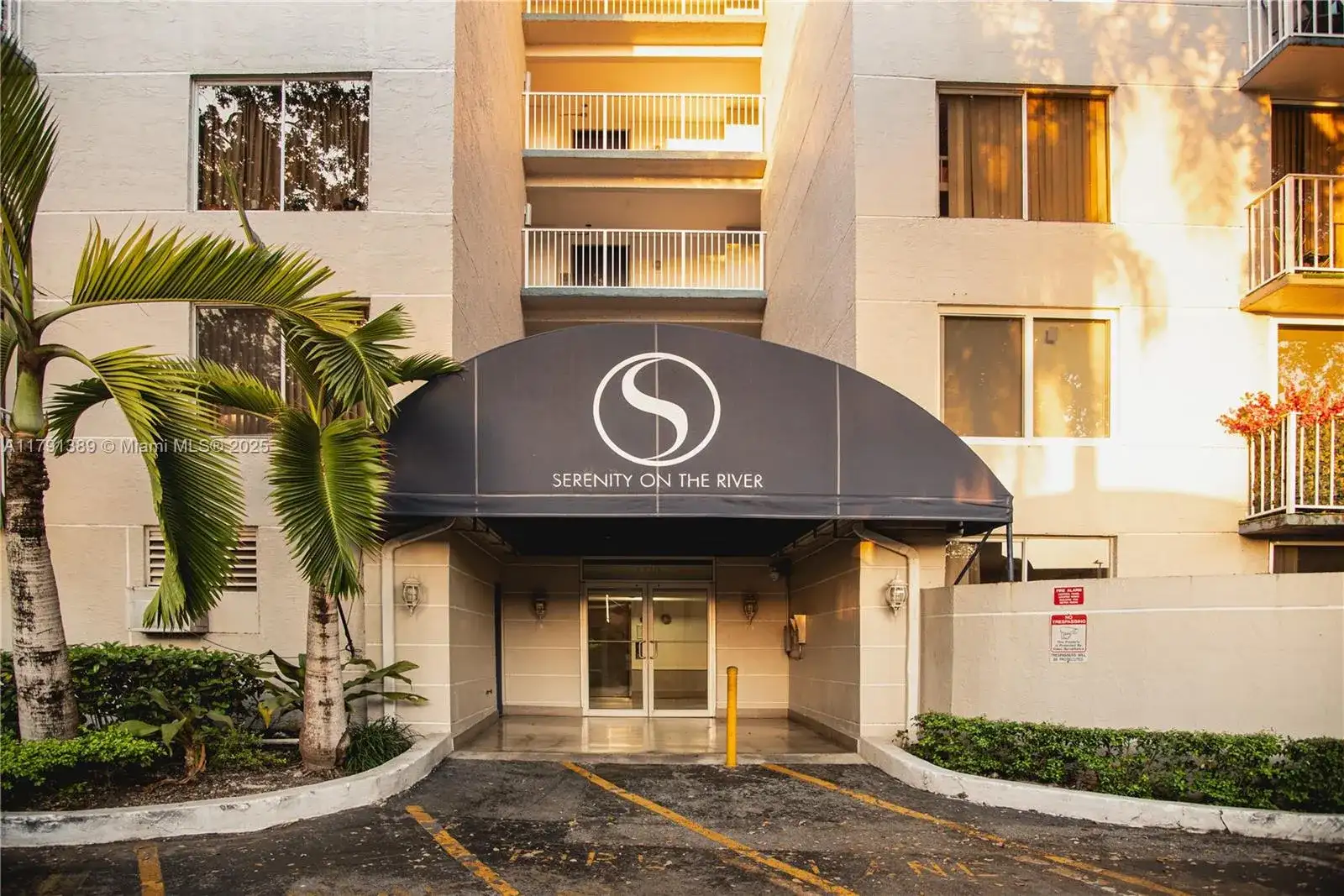 1720 NW N River Dr # 607, Miami FL 33125 photo 2