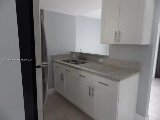 1990 NW 4th Ct # 8, Miami FL 33136 photo 5