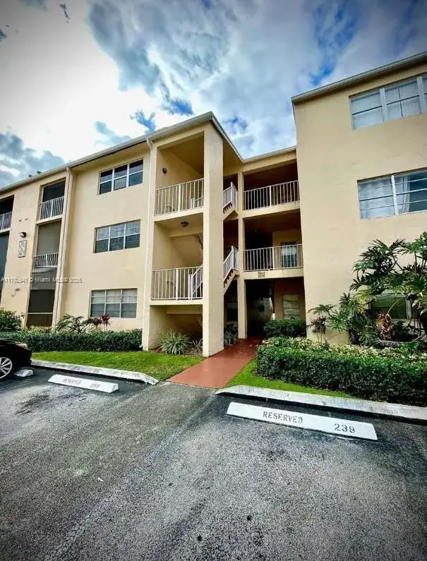 15320 SW 106th Ter # 1108, Miami FL 33196 photo 2