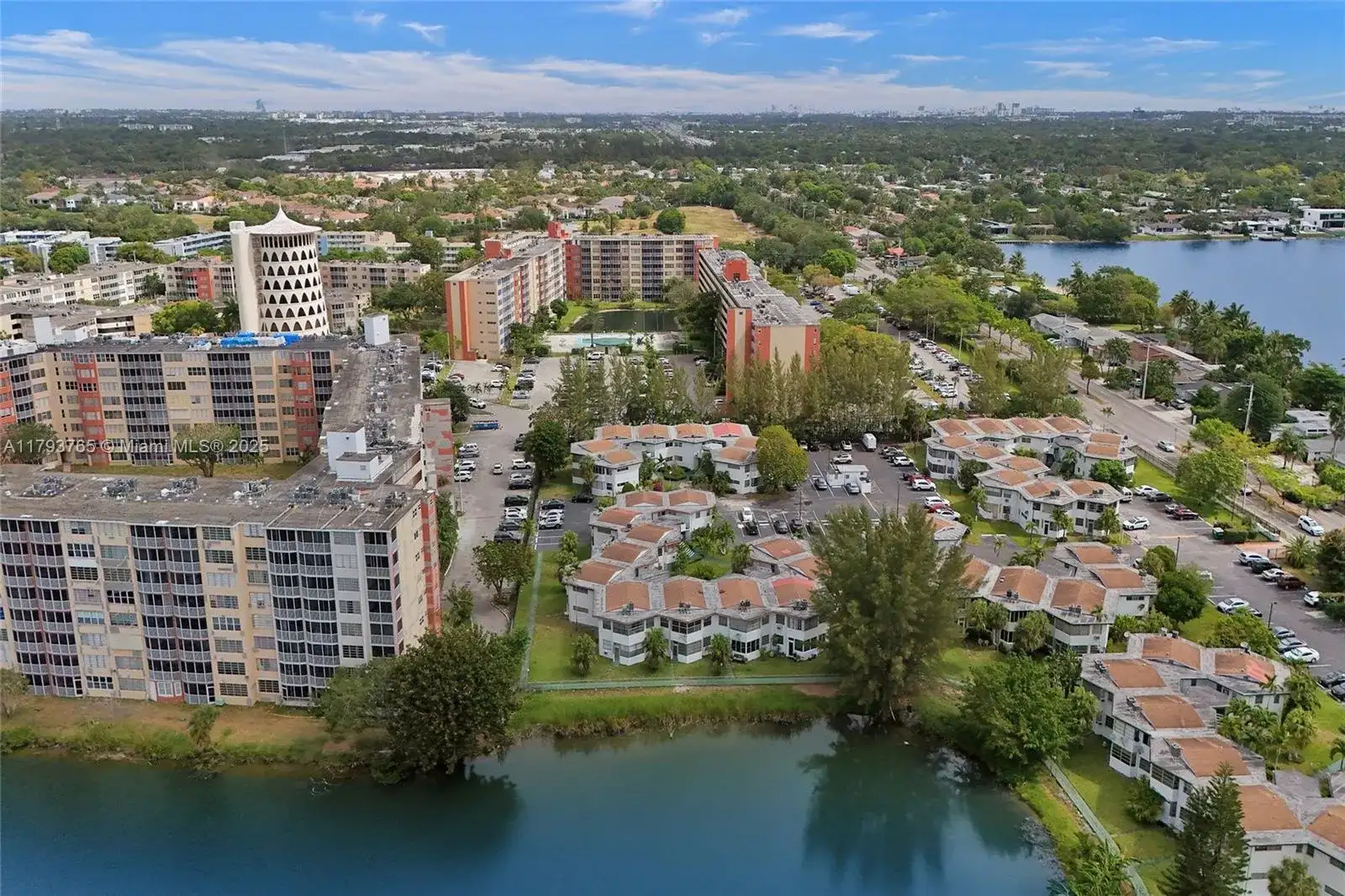 18746 NE 18th Ave # 146, Miami FL 33179 photo 4