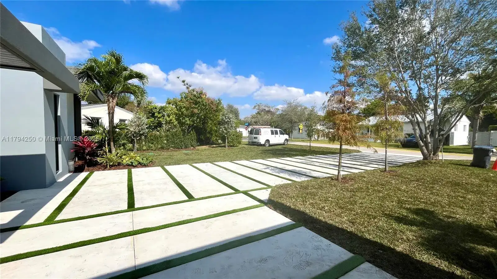 6616 SW 64th Ave, South Miami FL 33143 photo 5