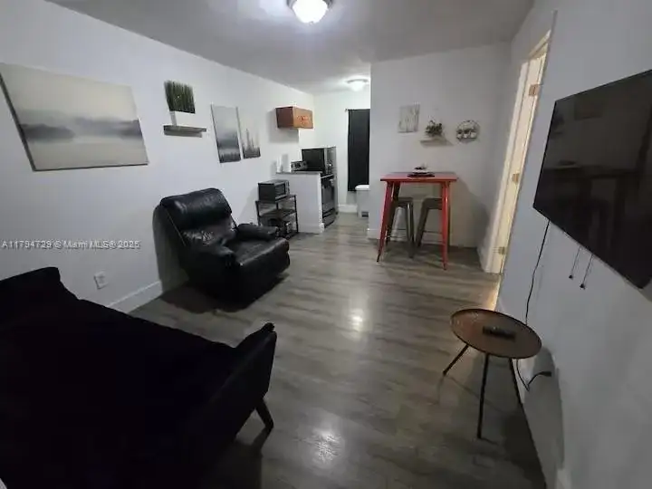 7638 N Miami Avenue # 3, Miami FL 33150 photo 2