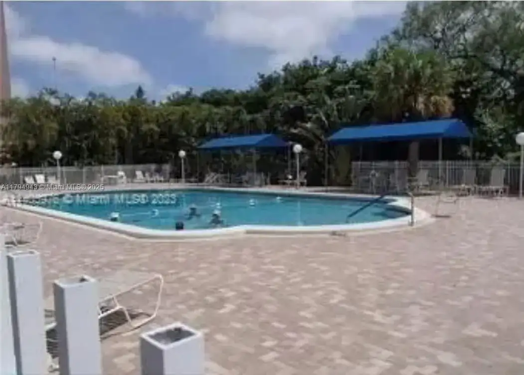 4400 Hillcrest Dr # B, Hollywood FL 33021 photo 3