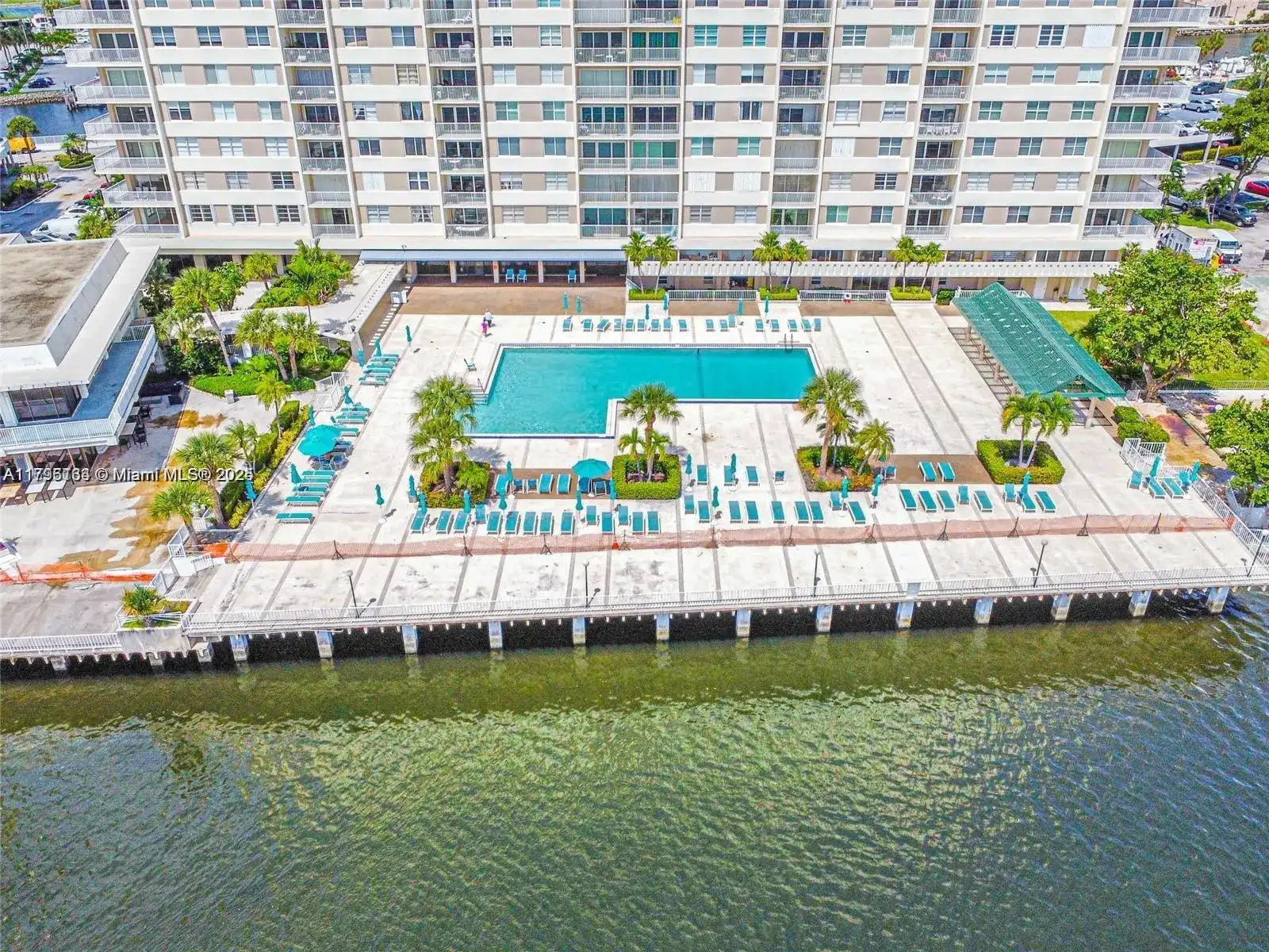 300 Bayview Dr # 508, Sunny Isles Beach FL 33160 photo 2