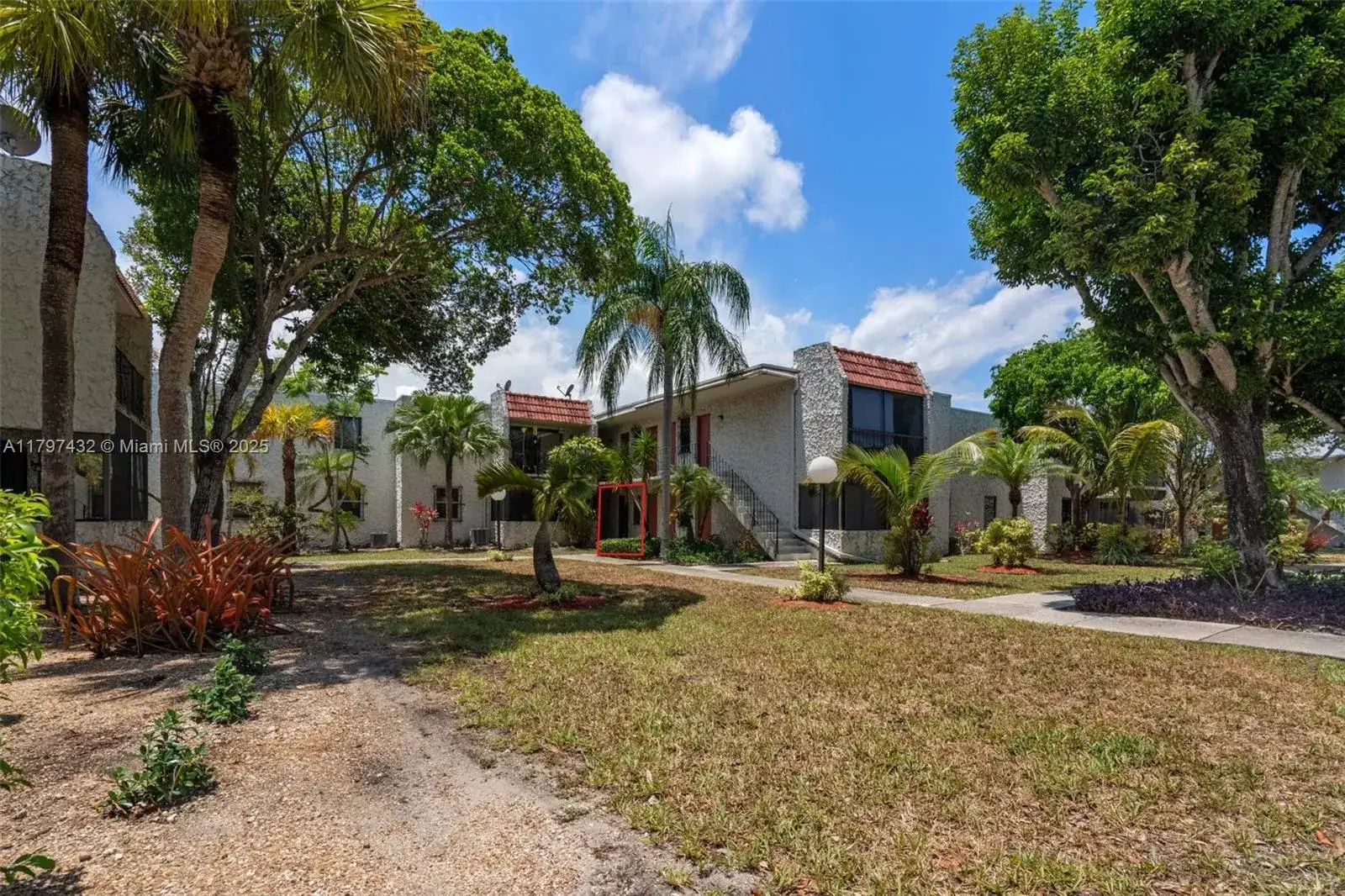 8701 SW 141st St # K1, Palmetto Bay FL 33176 photo 3