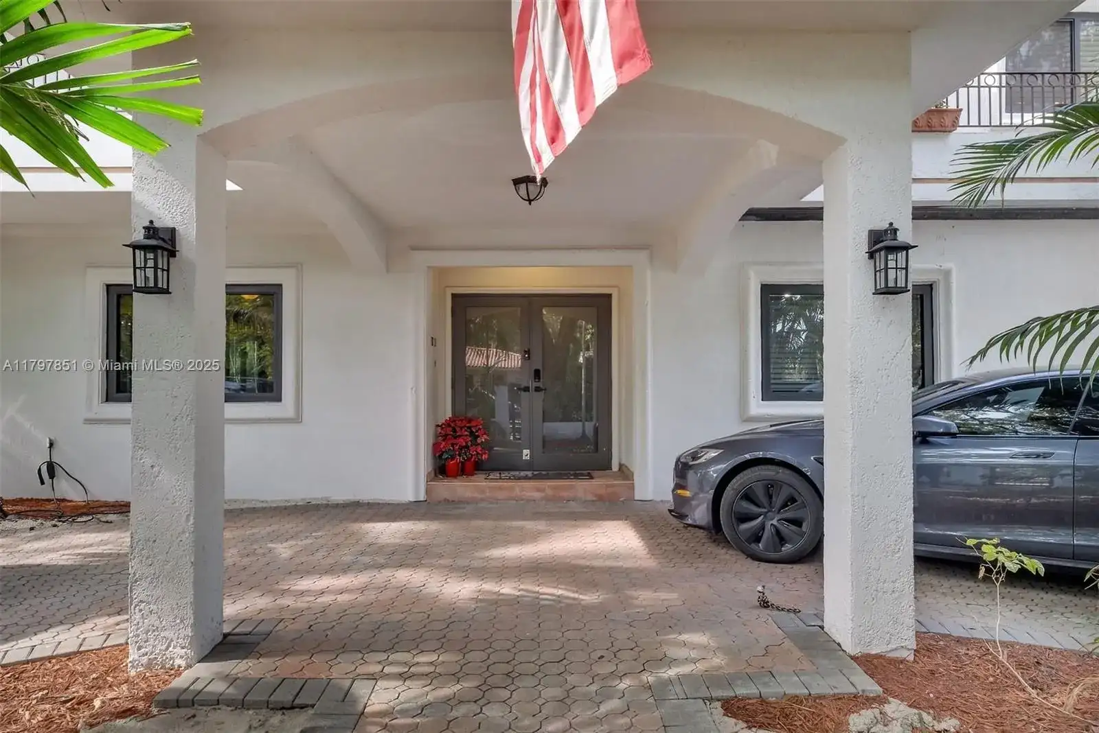 1226 Cordova St, Coral Gables FL 33134 photo 4