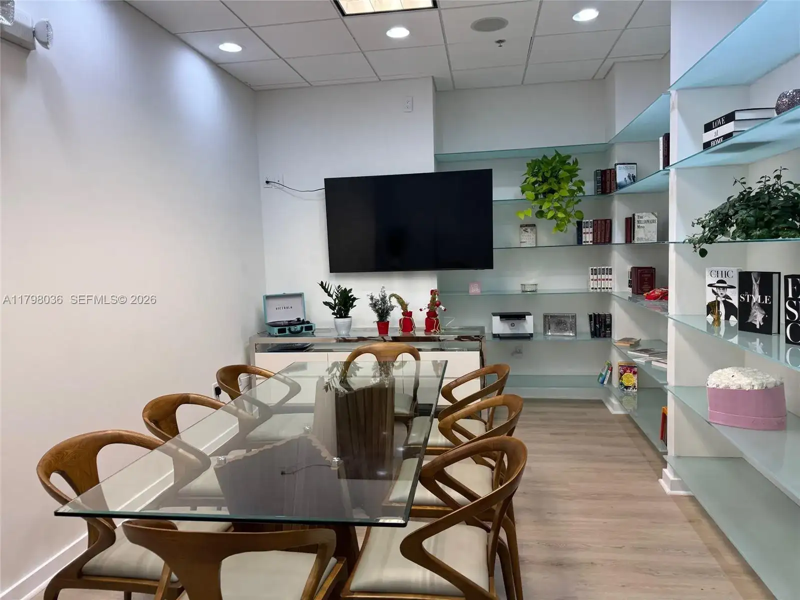 20900 NE 30th Ave, Aventura FL 33180 photo 2