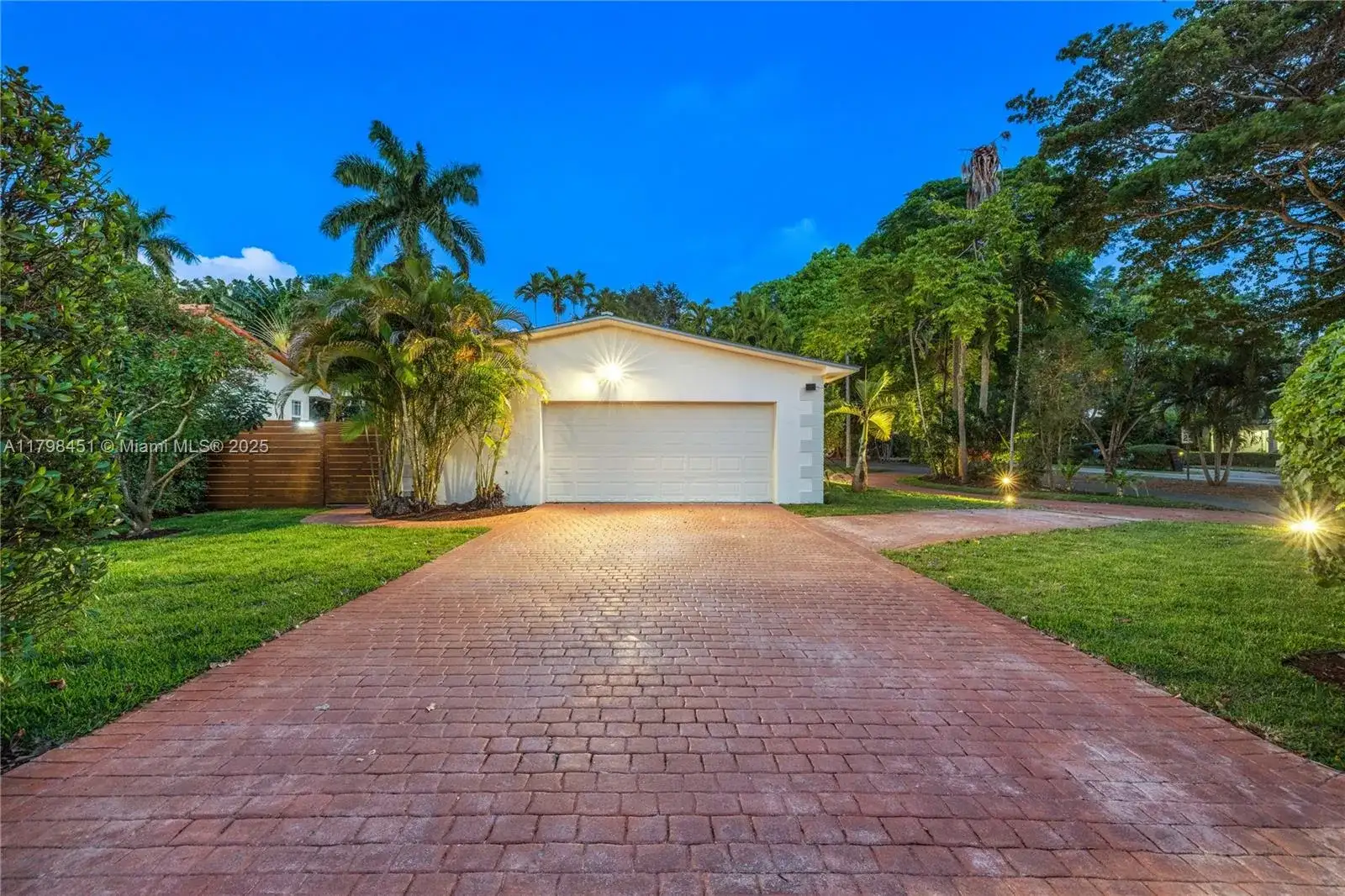 615 NE 115th St, Biscayne Park FL 33161 photo 5