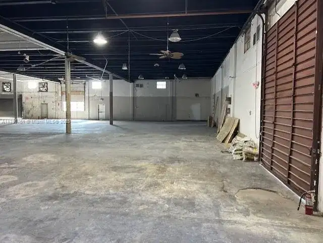 3075 SW 39th Ave, Miami FL 33146 photo 4