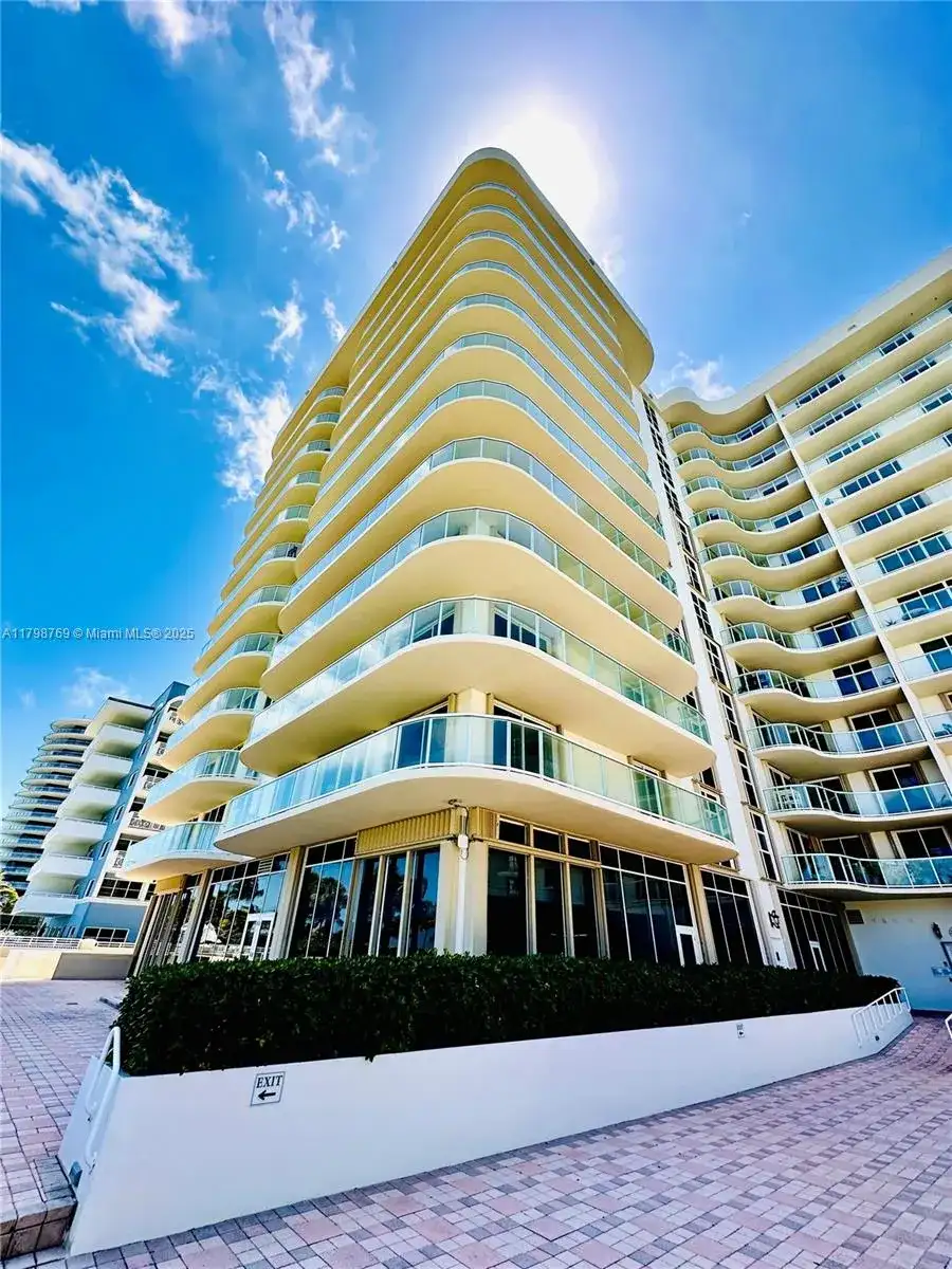 8855 Collins Ave # 7H, Surfside FL 33154 photo 2