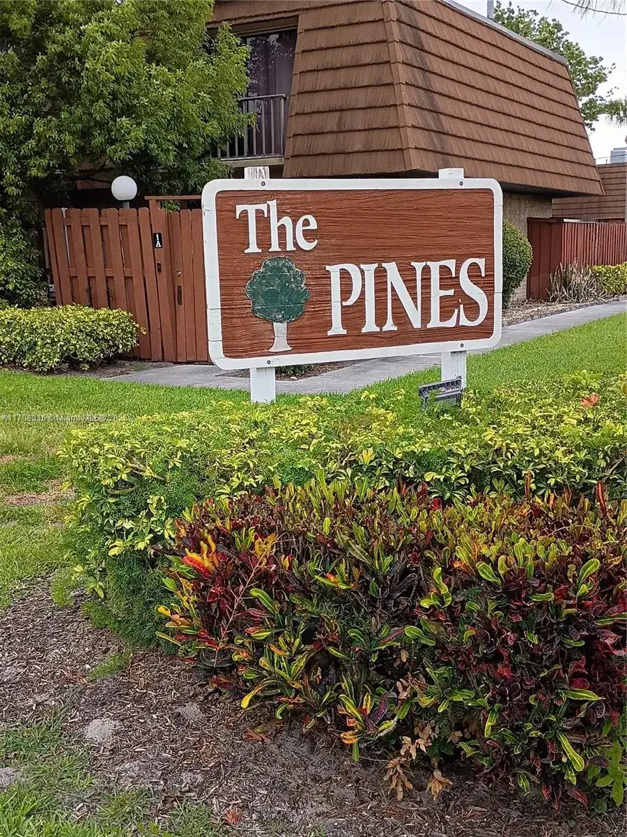 1302 Nebraska Ave # 1, Fort Pierce FL 34950 photo 2