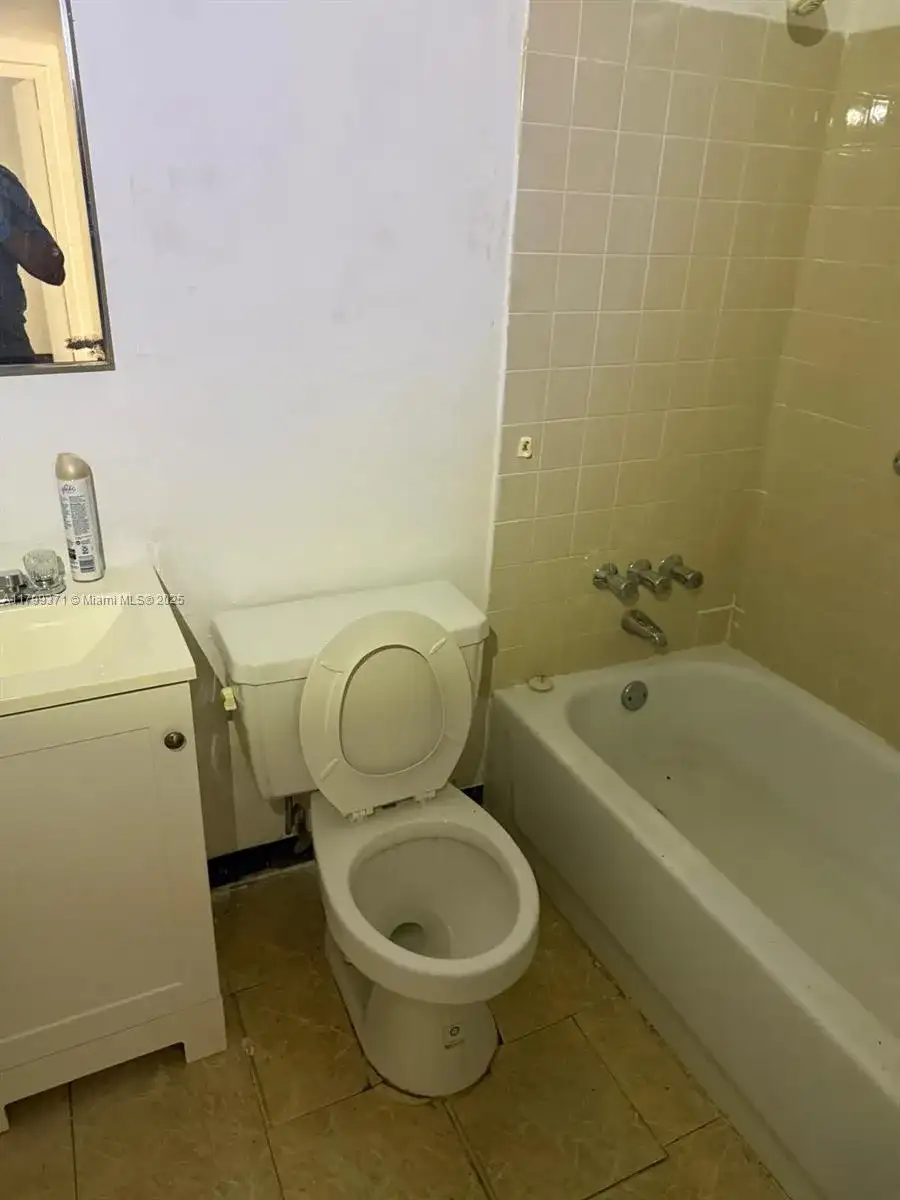 1600 NW 4th Ave # 16A, Miami FL 33136 photo 4