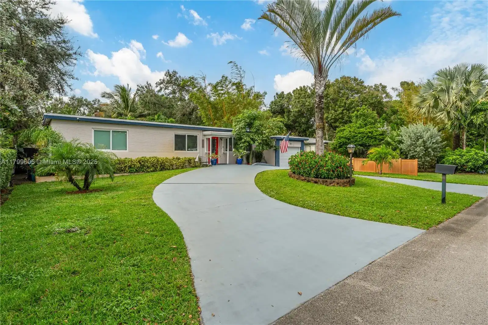 5189 SW 28th Ave, Dania Beach FL 33312 photo 3