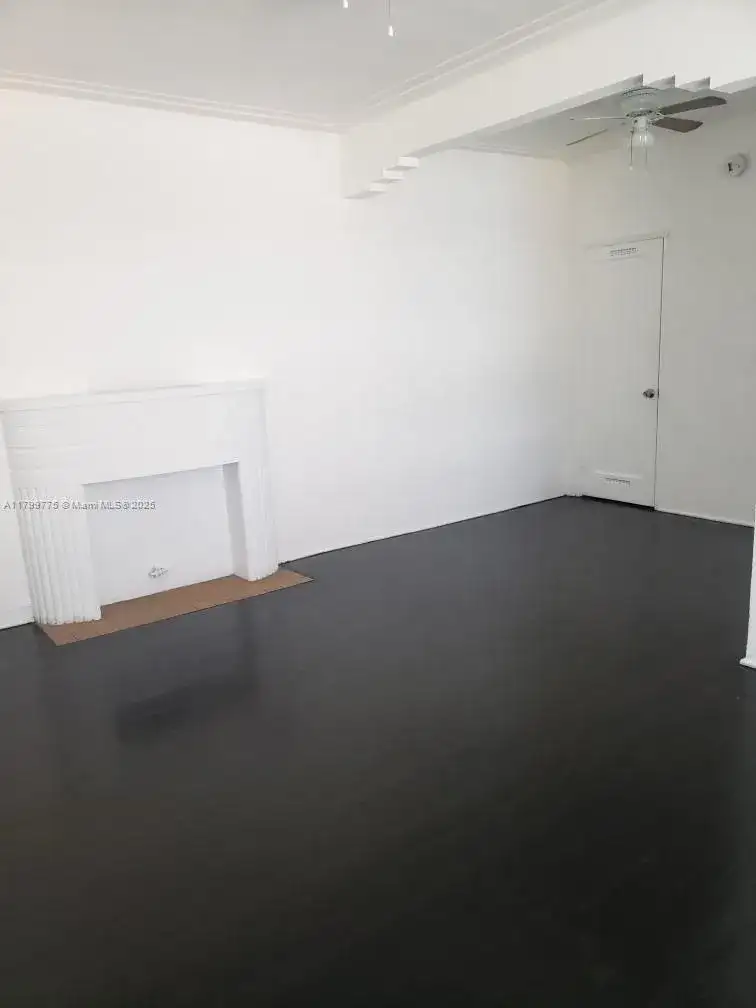 1608 Drexel Avenue # 18, Miami Beach FL 33139 photo 4