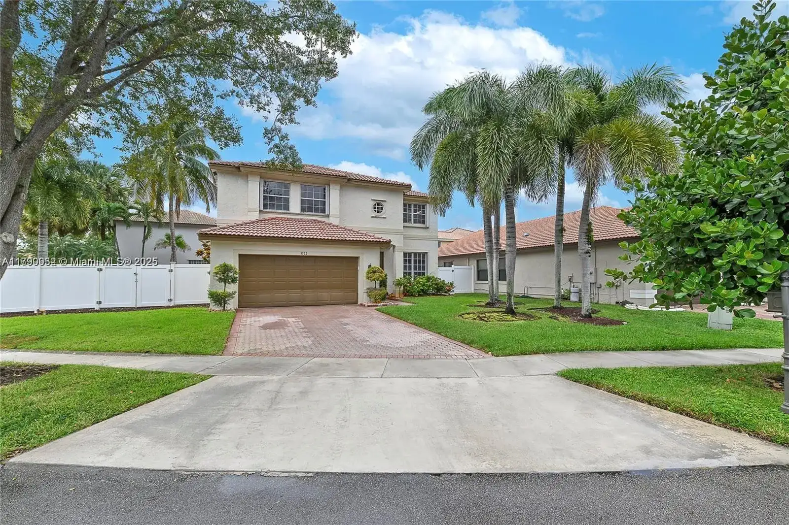3372 SW 179th Ave, Miramar FL 33029 photo 2
