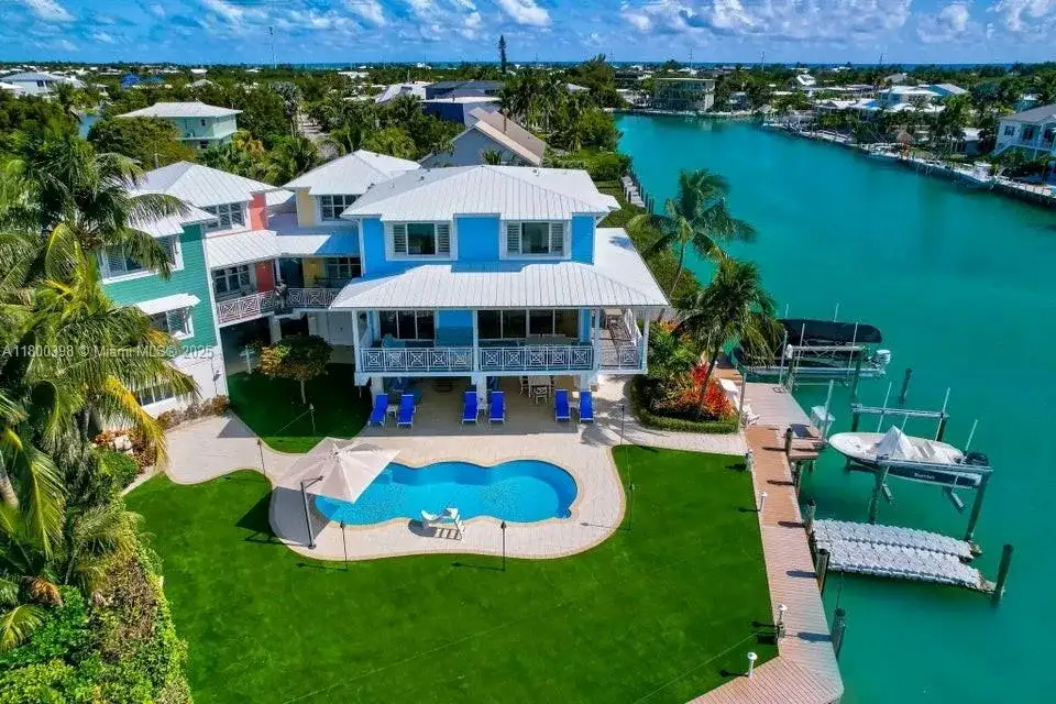 162 Bayview Dr, Islamorada FL 33036 photo 3
