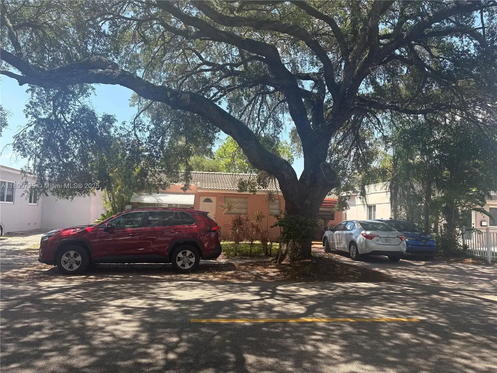 2530 Washington St, Hollywood FL 33020 photo 4