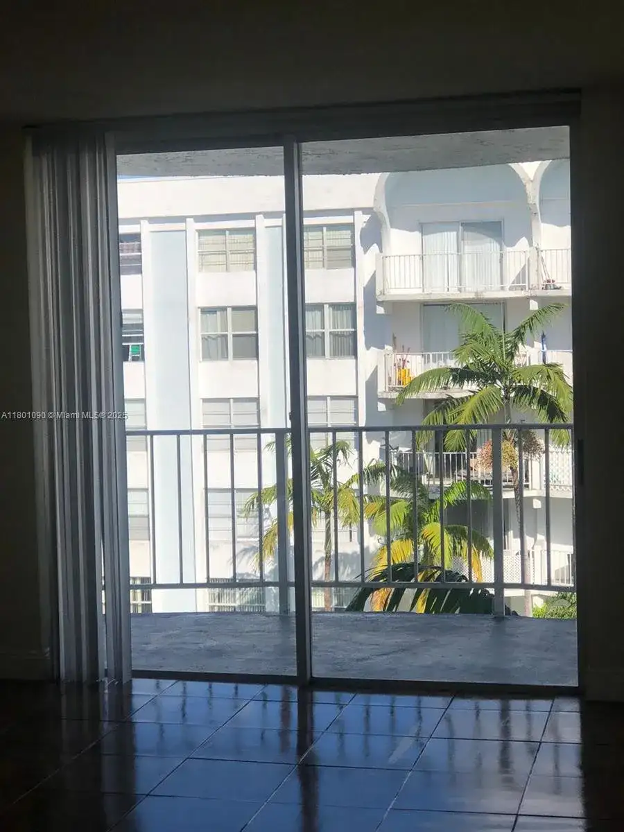 492 NW 165th St Rd # C514, Miami FL 33169 photo 3