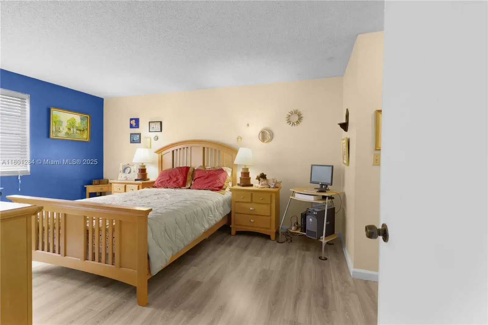 325 NW 72nd Ave # 308, Miami FL 33126 photo 2