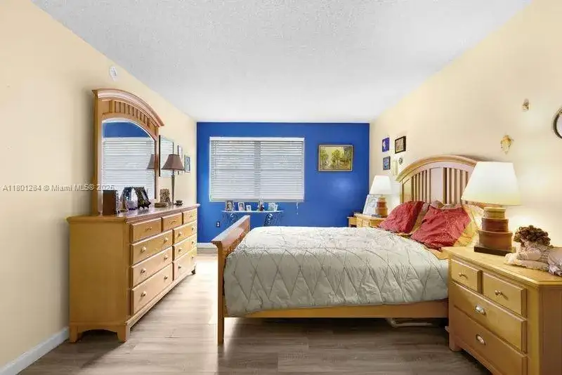 325 NW 72nd Ave # 308, Miami FL 33126 photo 4