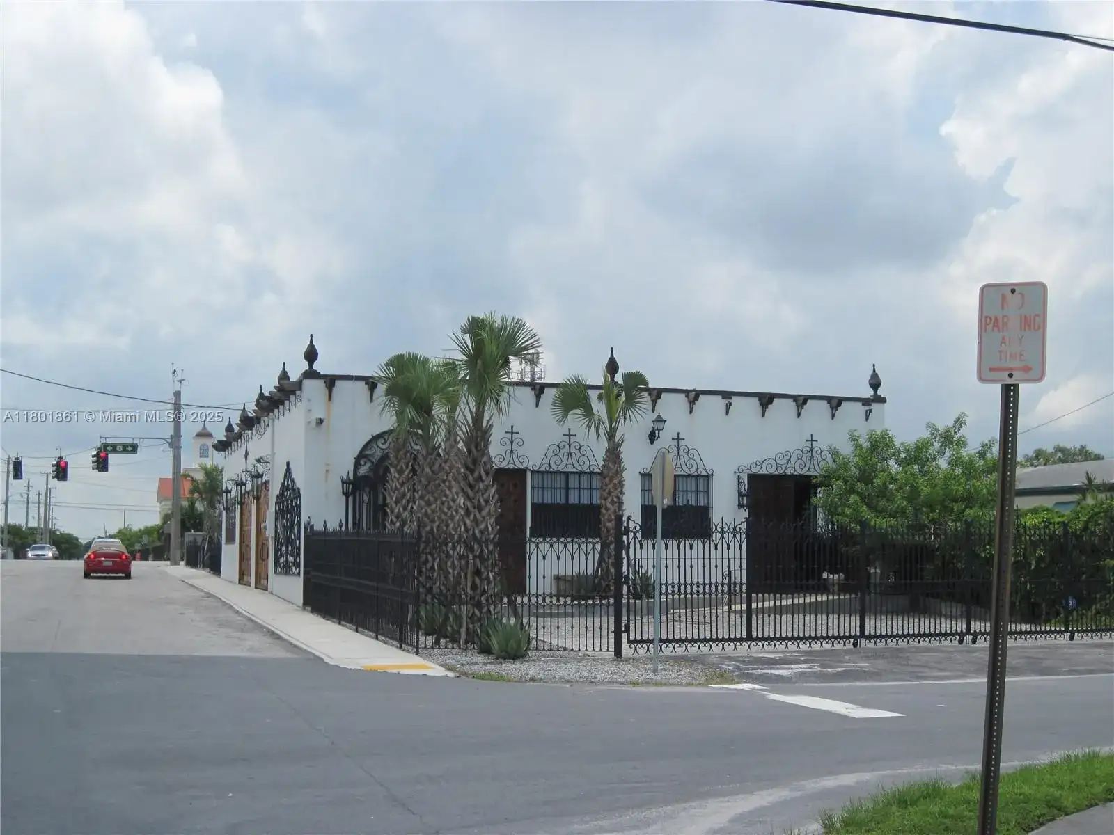 101 NE 1st St, Dania Beach FL 33004 photo 2