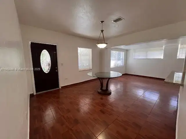 1787 NE 179th St, North Miami Beach FL 33162 photo 5