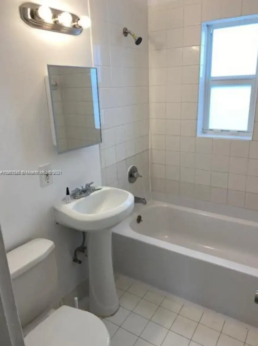 315 NW 84th Ter # 315, Miami FL 33150 photo 3