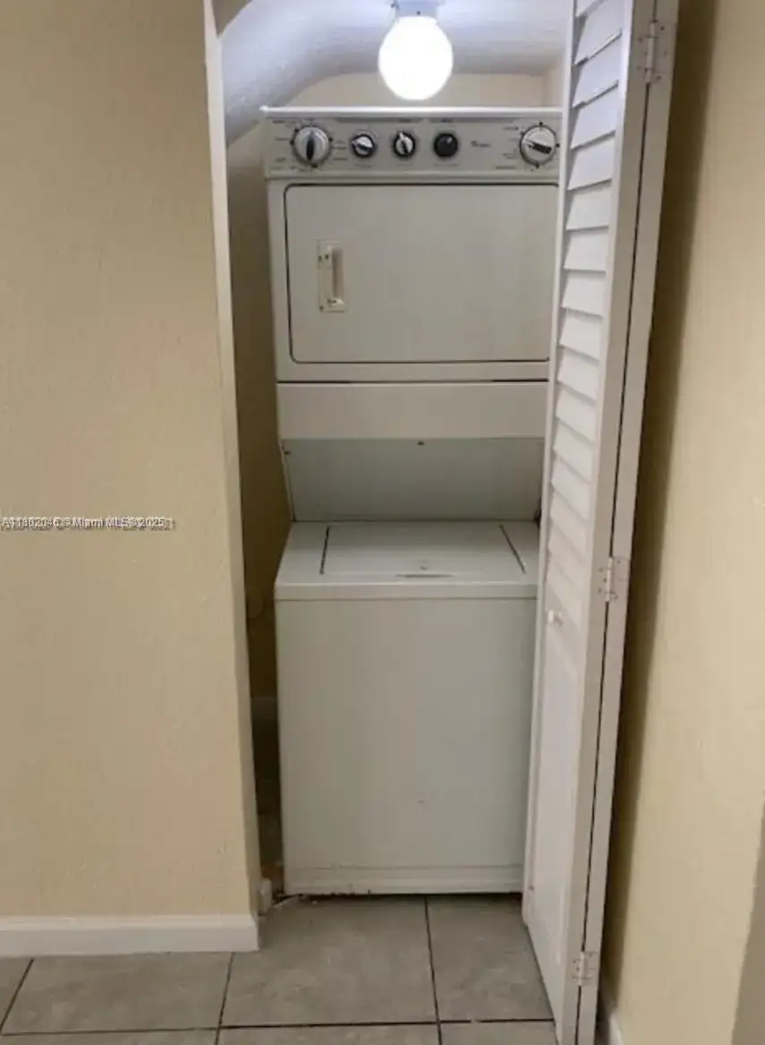 315 NW 84th Ter # 315, Miami FL 33150 photo 4