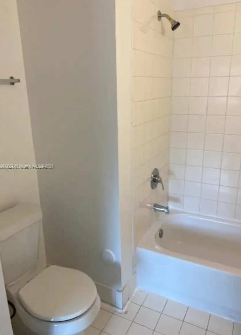 315 NW 84th Ter # 315, Miami FL 33150 photo 5