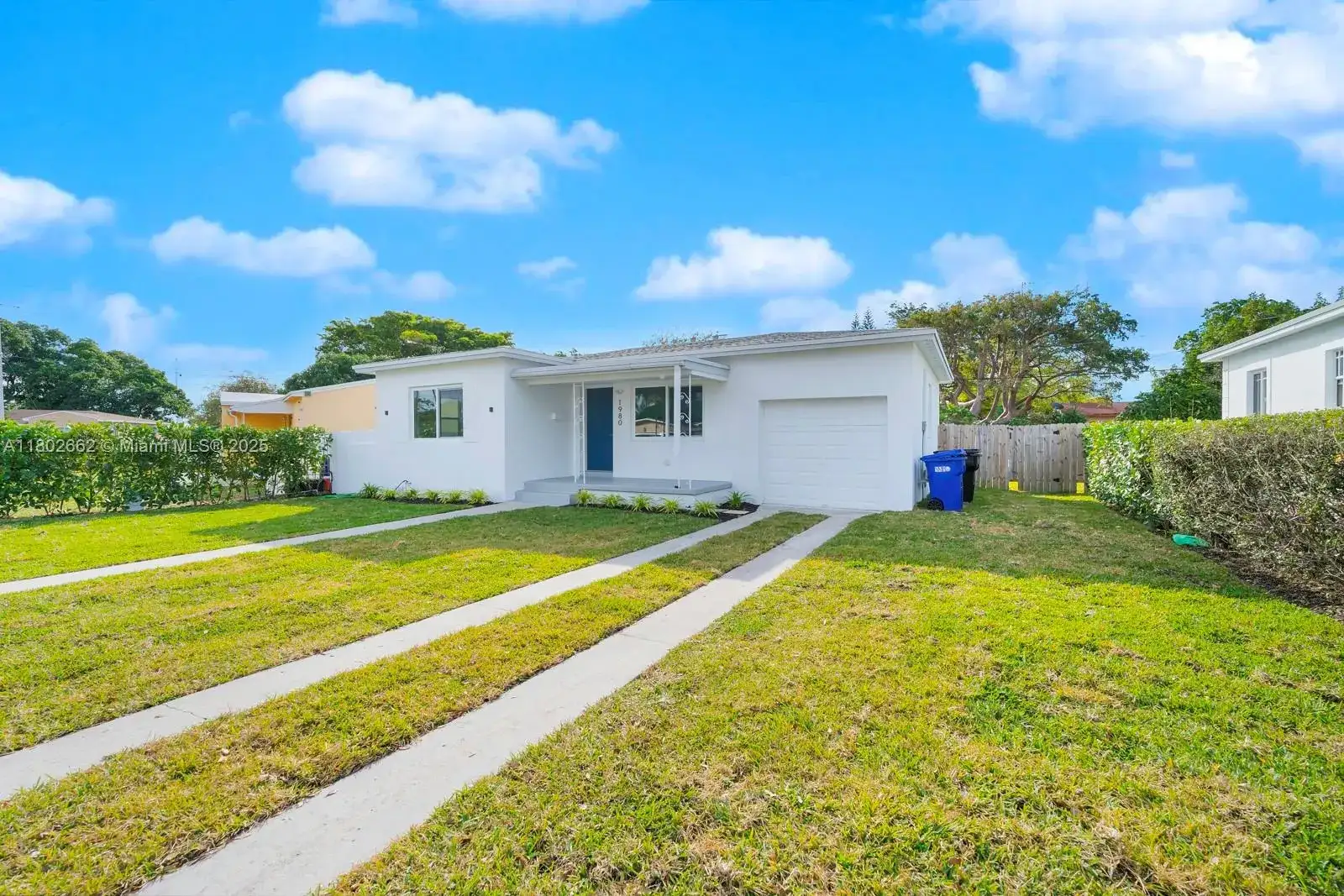 1980 NE 159th St, North Miami Beach FL 33162 photo 2