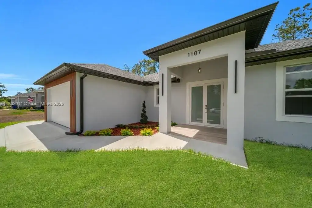 1107 W 13th St, Lehigh Acres FL 33972 photo 5
