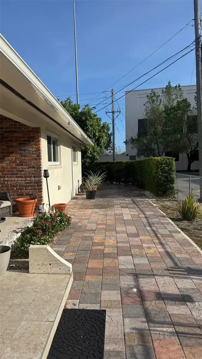 111 SW 24th Ave, Miami FL 33135 photo 5