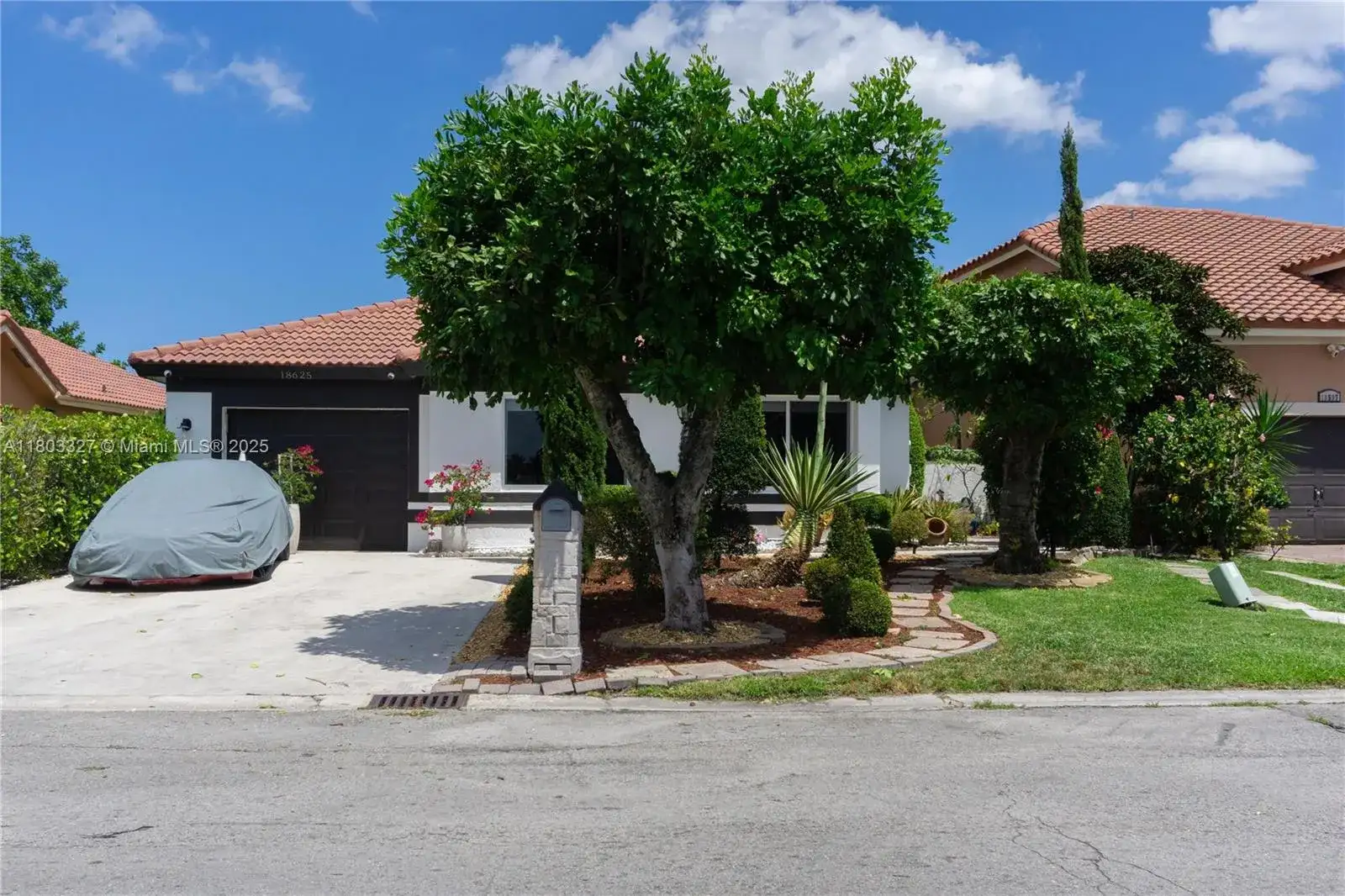 18625 NW 53rd Ave, Miami Gardens FL 33055 photo 3