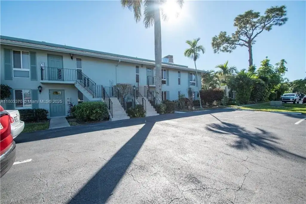 162 Teryl RD # 2, Naples FL 34112 photo 3