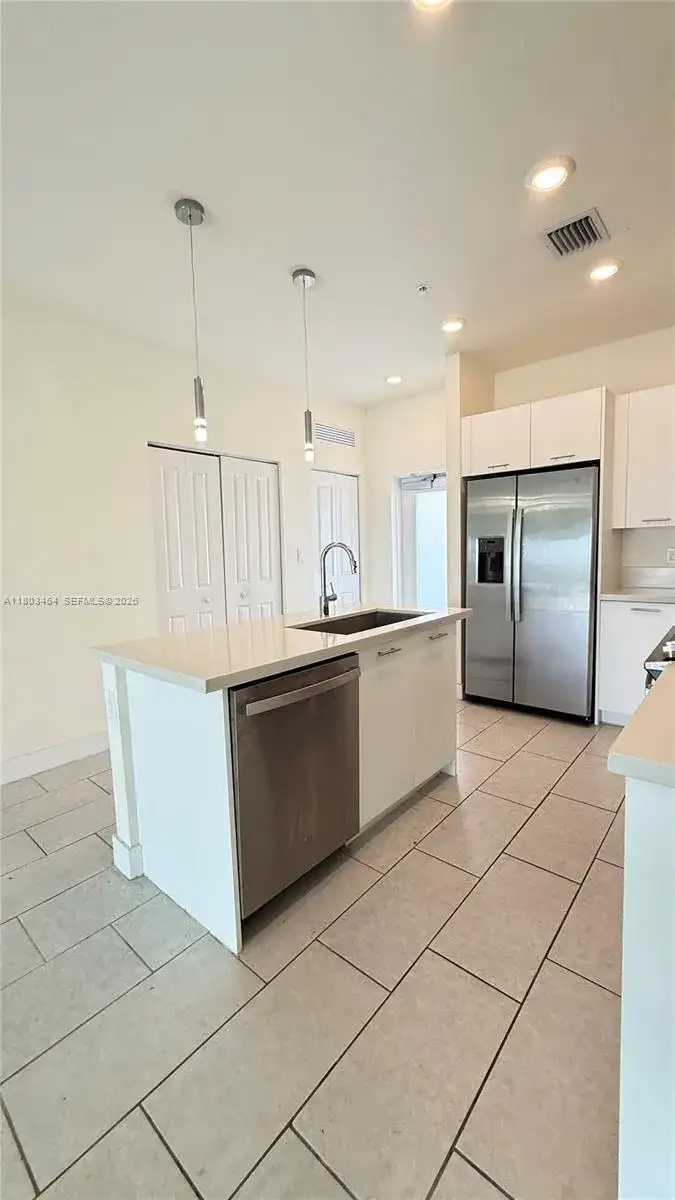 8167 NW 41st St # 409, Doral FL 33166 photo 5