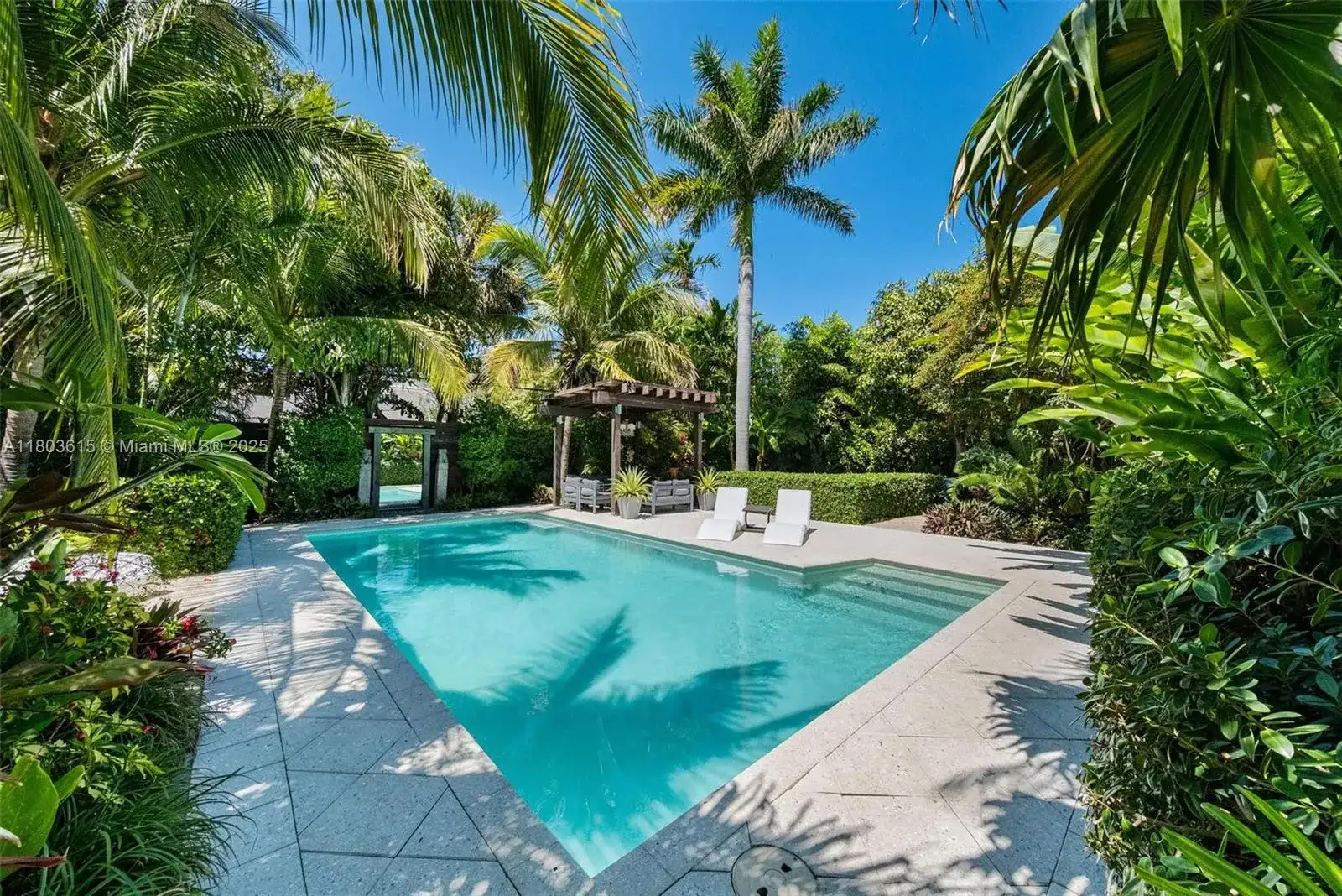 863 NE 90th St, Miami FL 33138 photo 3