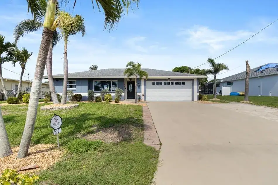 5287 Tiffany Ct, Cape Coral FL 33904 photo 2