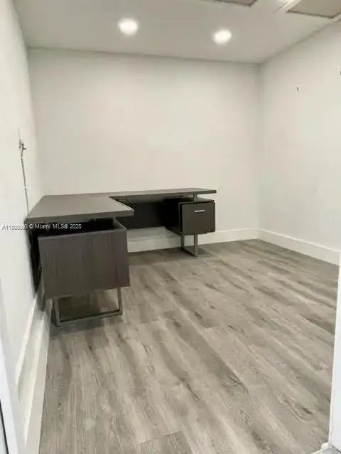 7187 NW 103rd Path, Doral FL 33178 photo 5