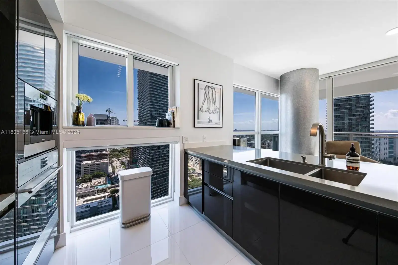 1080 Brickell Ave # 2901, Miami FL 33131 photo 3