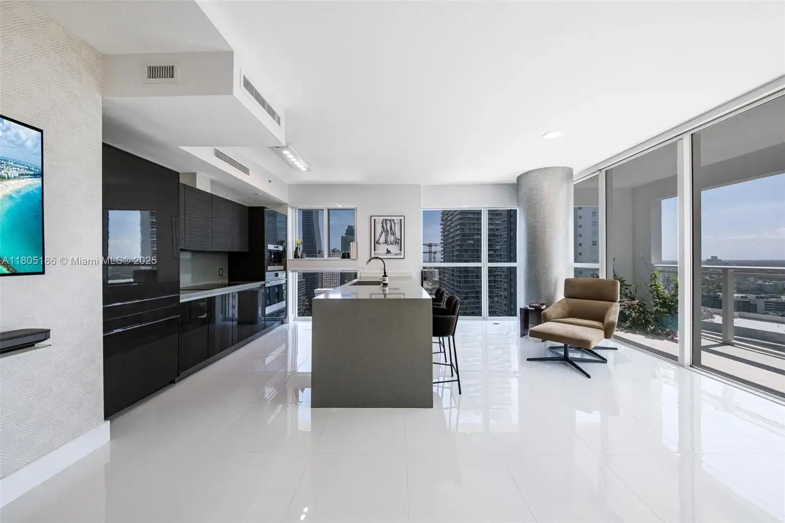 1080 Brickell Ave # 2901, Miami FL 33131 photo 4