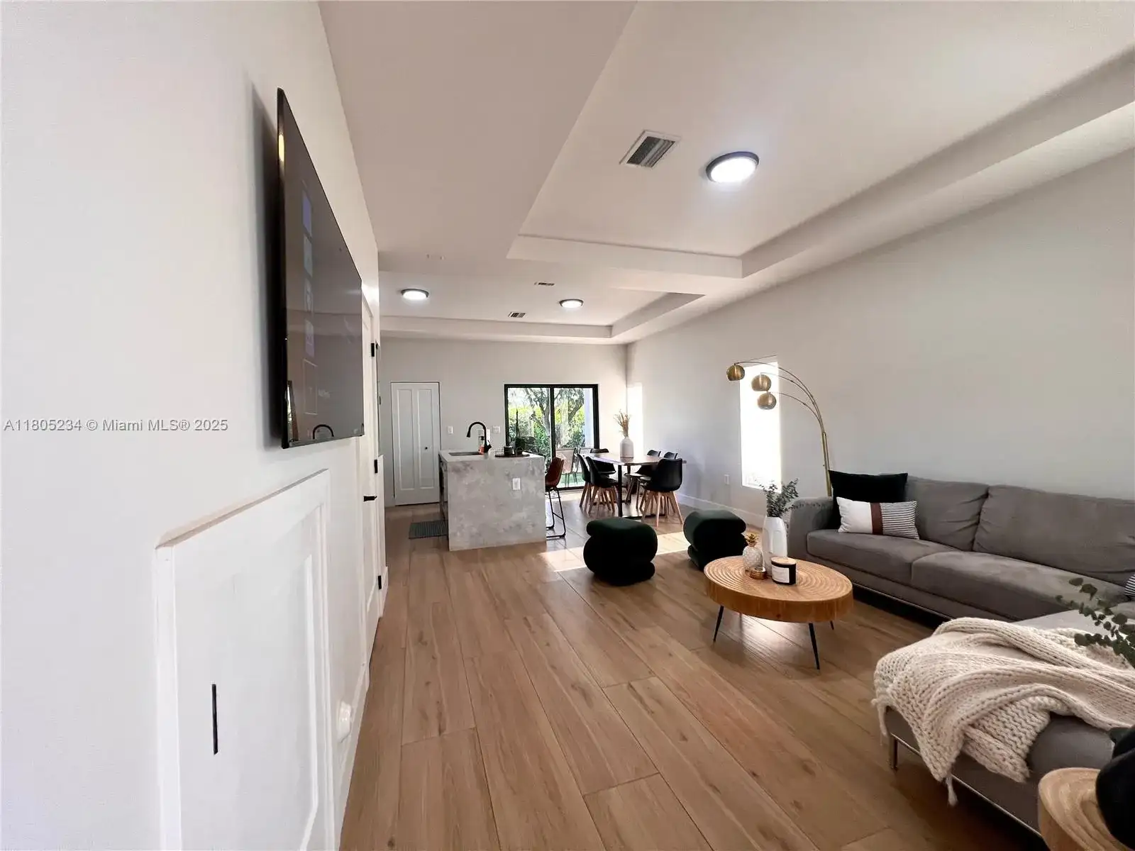 8753 SW 34th St # 1, Miami FL 33165 photo 2