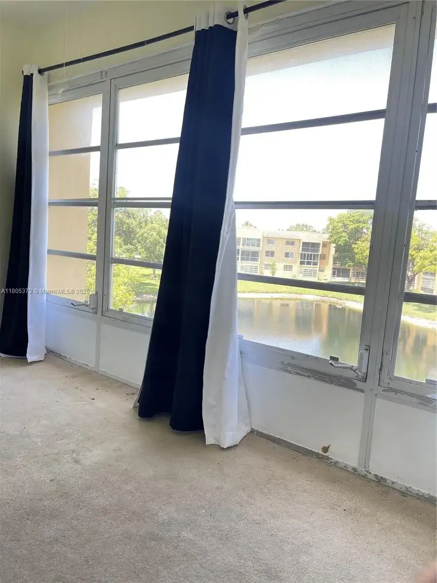 6071 NW 61st Ave # 311, Tamarac FL 33319 photo 4